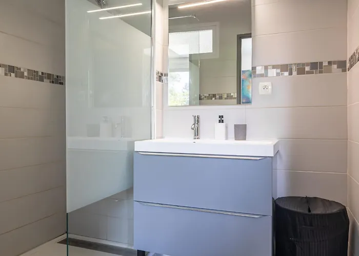 Апартаменты Chazi And Cosy