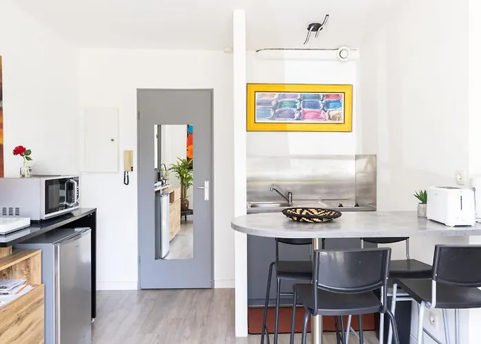 Апартаменты Chazi And Cosy *